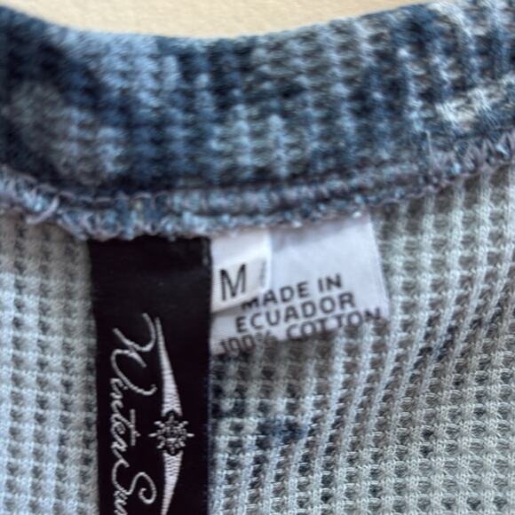 Winter Sun Floral Patterned cotton knit medium tunic Top - Picture 3 of 6